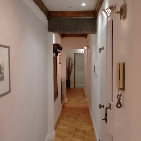 Apartment Duomo Classic Florence